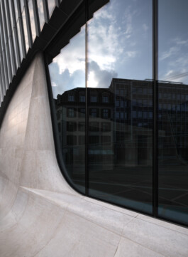 Haus zum Falken Zürich materialization Santiago Calatrava