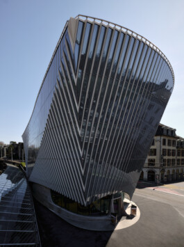 Haus zum Falken Zürich glass facade Santiago Calatrava 