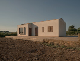 Private House, Brindisi, Italy architecture photography by Peter Mikolas 