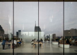 Apple Store IconSiam Bangkok, Foster + Partners, corporate photography by Peter Mikolas 