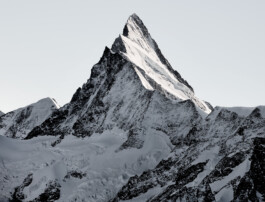 Schreckhorn Berner Oberland Switzerland, landscape photography by Peter Mikolas 