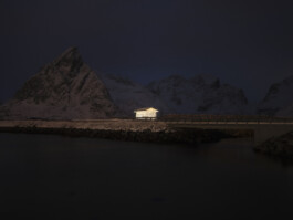 Sakrisøy rorbu Reine Lofoten Islands Norway night, landscape photography by Peter Mikolas 
